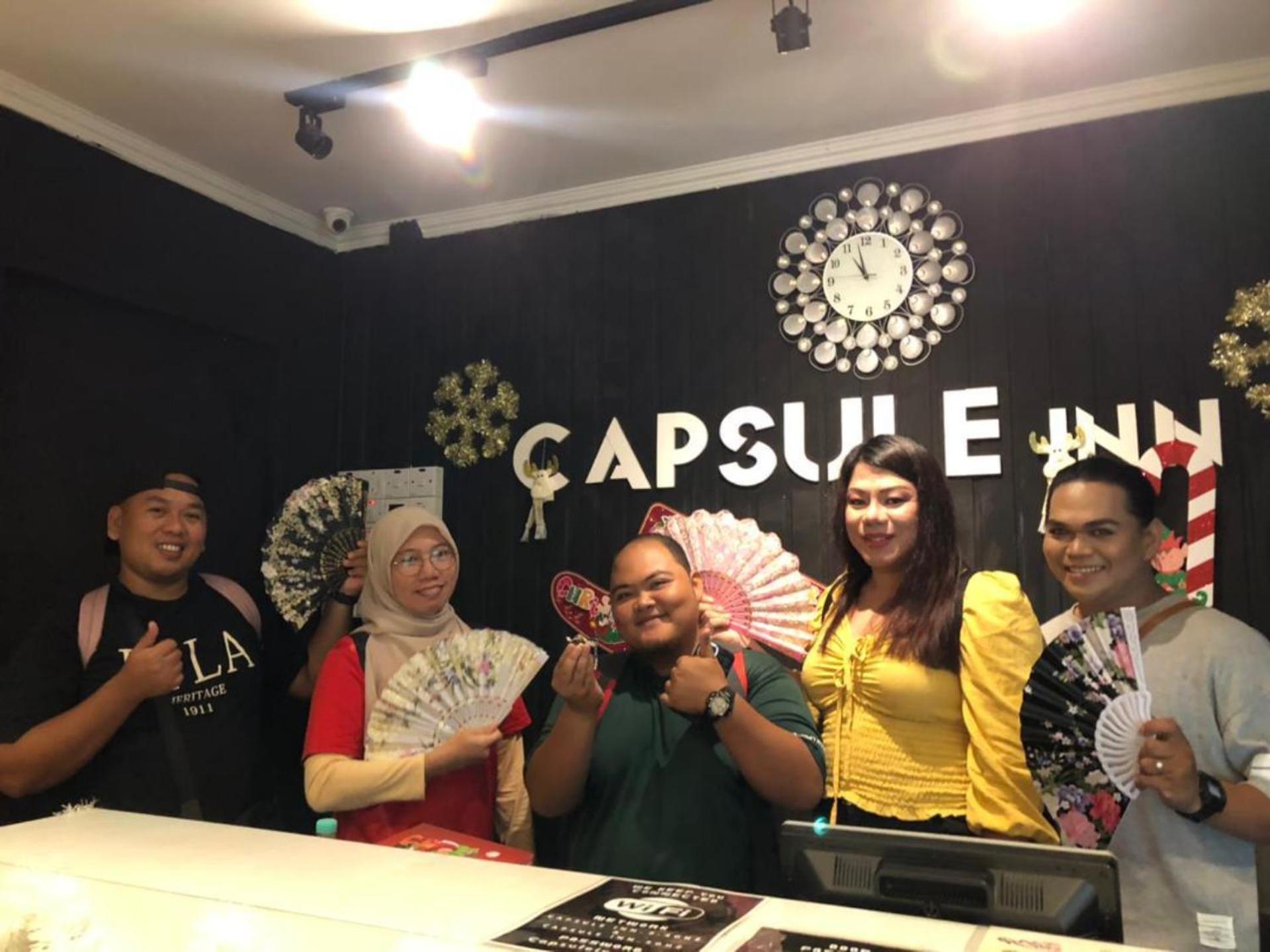 Capsule Inn Kota Kinabalu Ngoại thất bức ảnh
